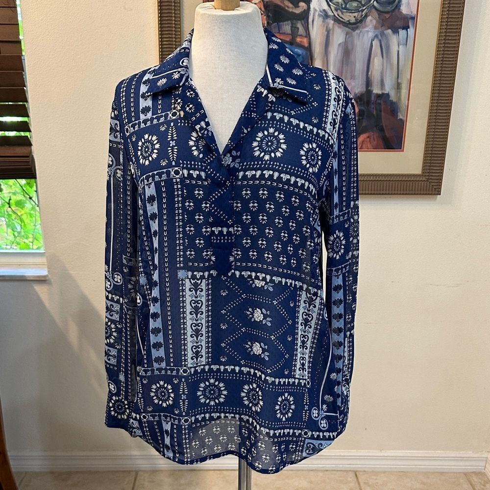 Adrienne Vittadini Top Navy Blue Geometric Patterned Women's Size Small